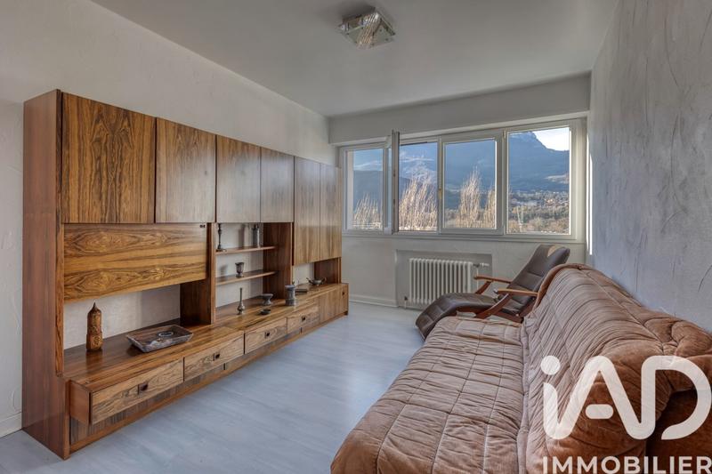 Appartement - 98 m² - 4 pièces