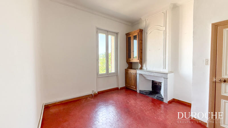 Mas - 245 m² - 7 pièces