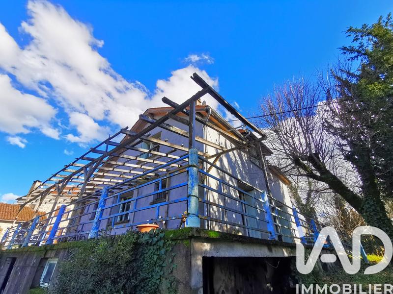 Maison de village - 105 m² - 5 pièces