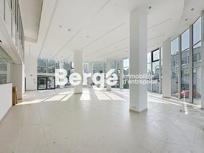 Local commercial - 1 035 m²