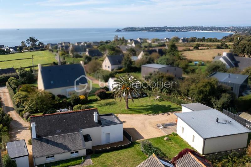 Maison - 176 m² - 8 pièces