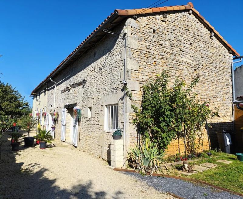 Longère - 209 m² - 6 pièces