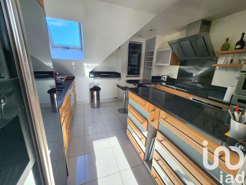 Maison - 400 m² - 10 pièces