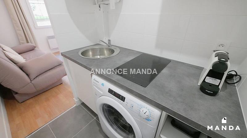 Studio - 14 m² - 1 pièce