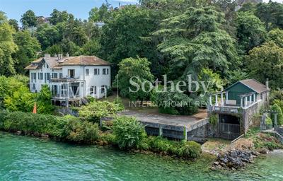 Maison - 527 m² - 18 pièces