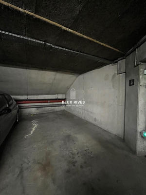 Parking / Garage - 15 m²