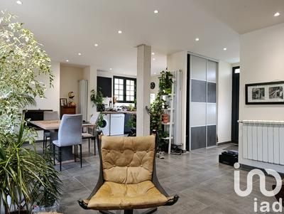 Maison - 95 m² - 6 pièces