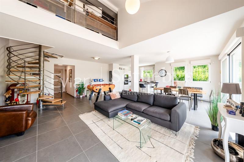 Appartement - 133 m² - 5 pièces