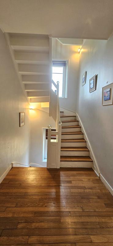 Maison - 174 m² - 7 pièces