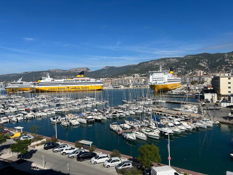 Appartement - 80 m² - 3 pièces