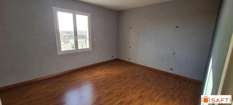 Maison - 260 m² - 7 pièces