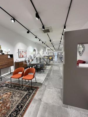 Local commercial - 380 m²