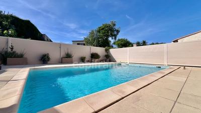 Maison - 110 m² - 5 pièces