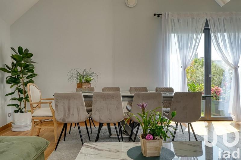 Maison - 114 m² - 5 pièces