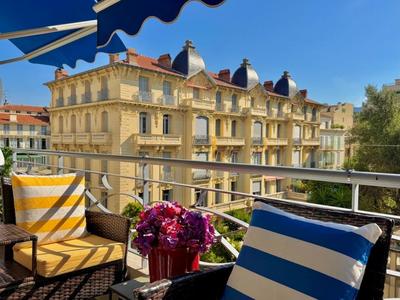 Appartement - 87 m² - 3 pièces