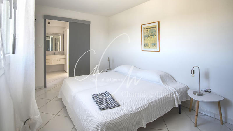 Appartement - 210 m² - 5 pièces