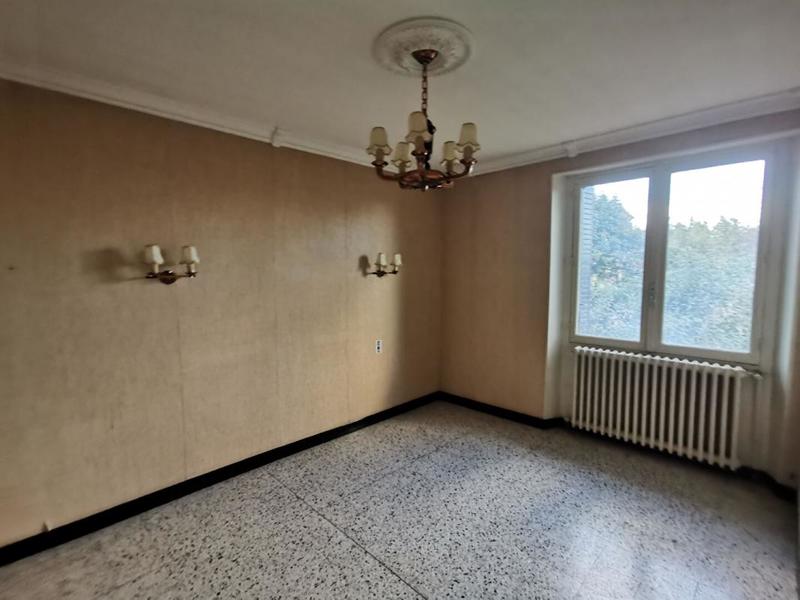 Maison - 174 m² - 14 pièces