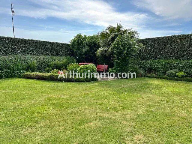 Maison - 193 m² - 5 pièces