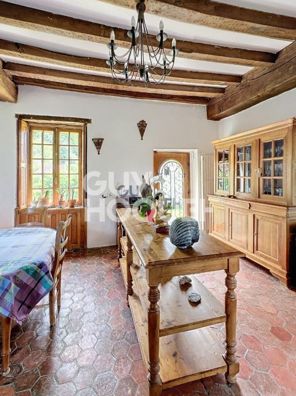 Maison - 200 m² - 8 pièces