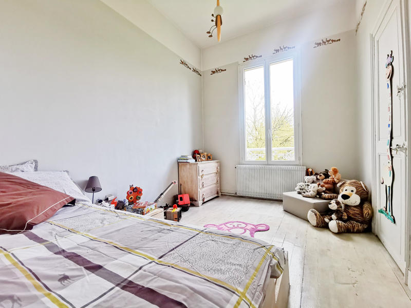 Propriété - 400 m² - 12 pièces