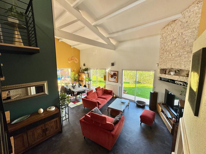 Maison - 170 m² - 6 pièces