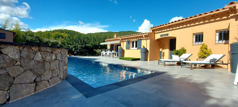 Villa - 161 m² - 5 pièces