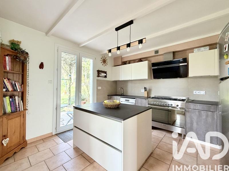 Maison - 200 m² - 6 pièces