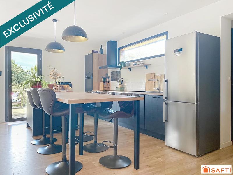 Maison - 115 m² - 4 pièces