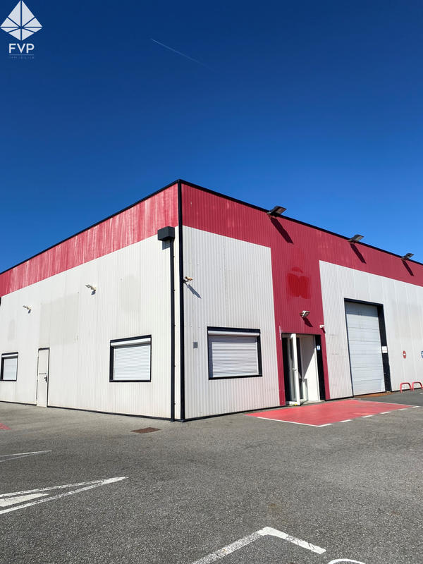 Local commercial - 335 m²