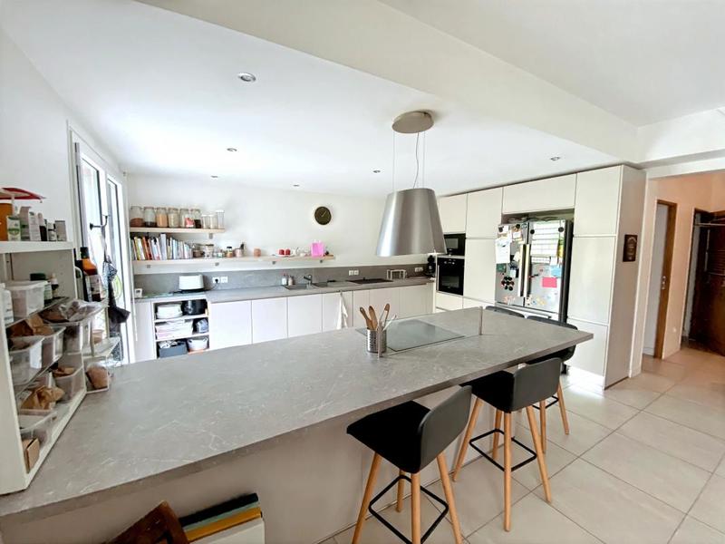 Maison - 170 m² - 4 pièces