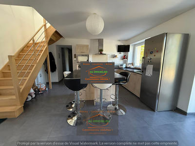 Maison - 143 m² - 6 pièces