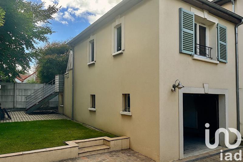 Maison - 188 m² - 8 pièces