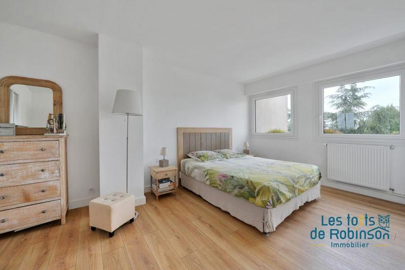 Duplex - 141 m² - 7 pièces