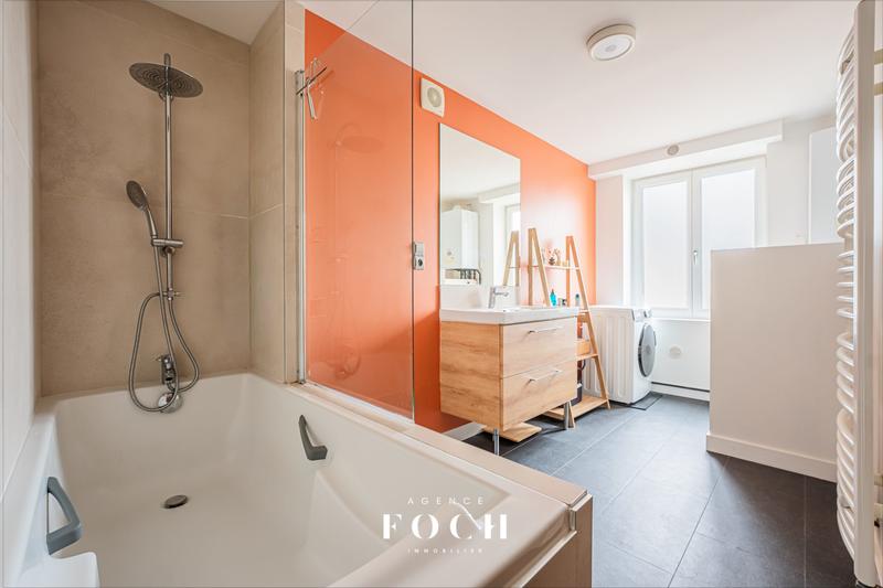 Appartement - 87 m² - 4 pièces