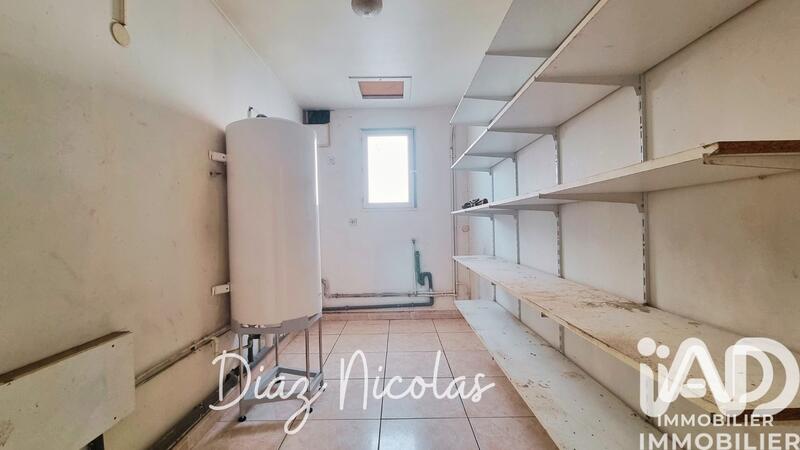 Maison - 245 m² - 5 pièces