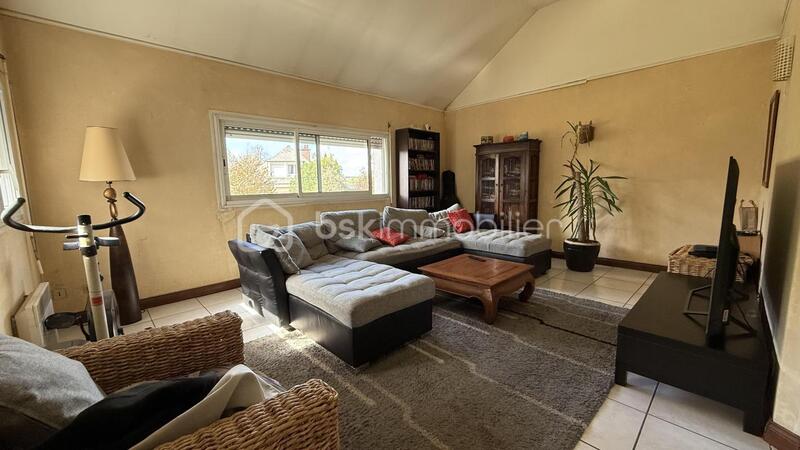 Maison - 185 m² - 7 pièces