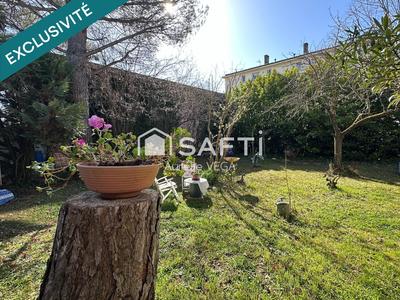 Maison - 253 m² - 8 pièces