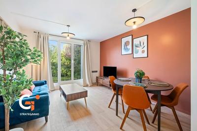 Chambre - 60 m² - 4 pièces