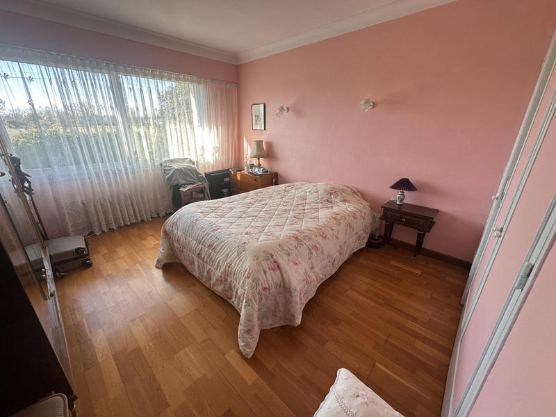 Maison - 210 m² - 4 pièces