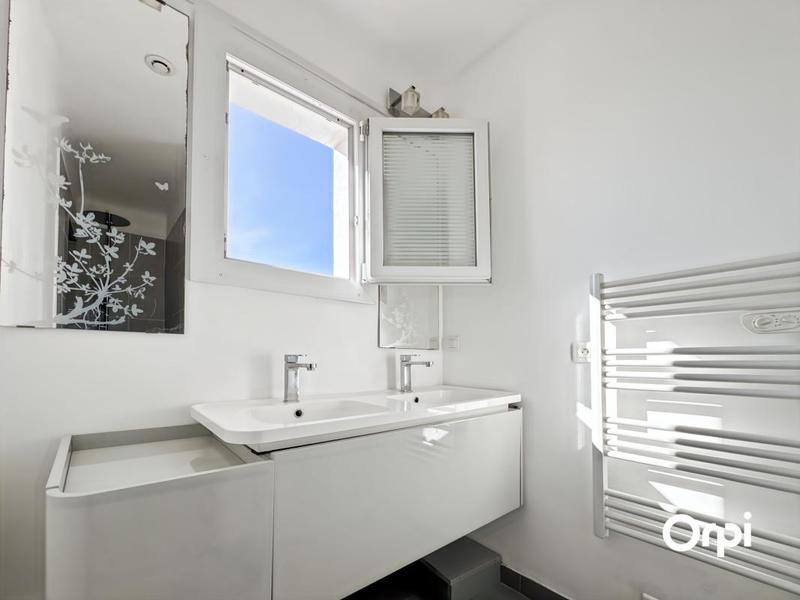 Villa - 167 m² - 4 pièces