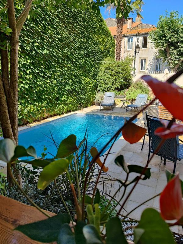 Maison - 746 m² - 15 pièces