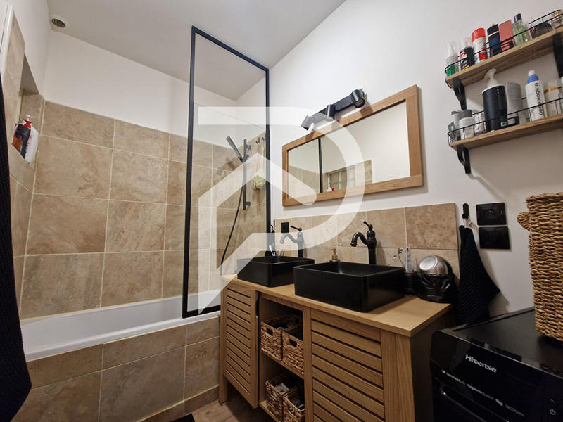 Immeuble - 7 pièces