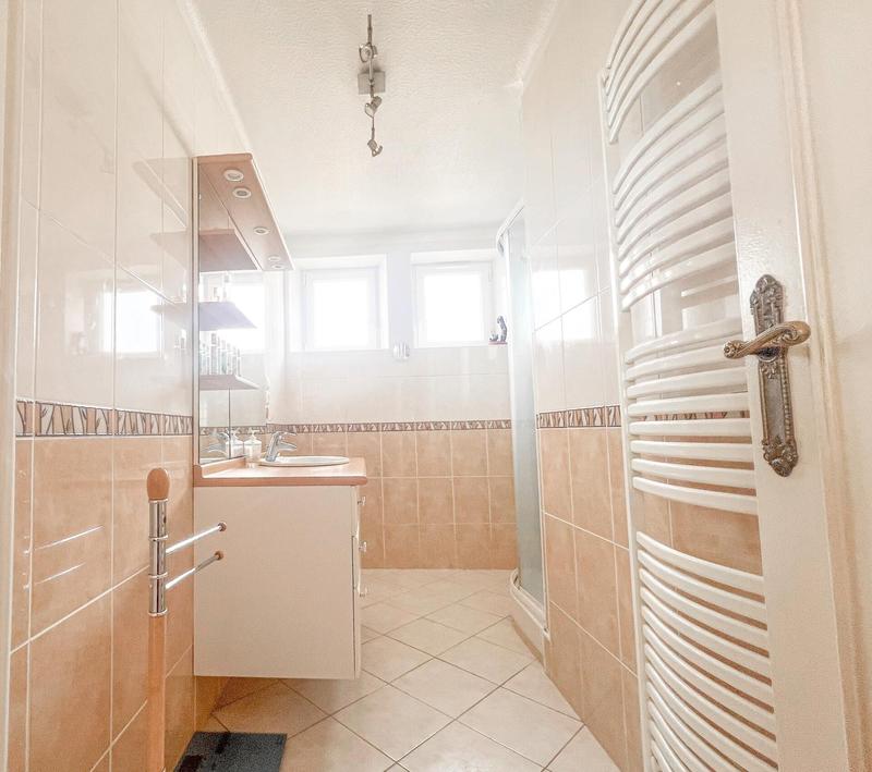 Maison - 131 m² - 6 pièces