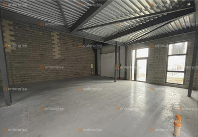 Local commercial - 412 m²