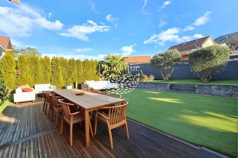 Duplex - 98 m² - 4 pièces