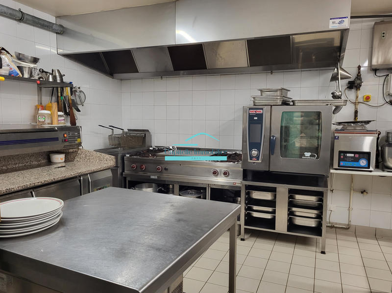 Fonds de commerce - Magasins - 340 m²