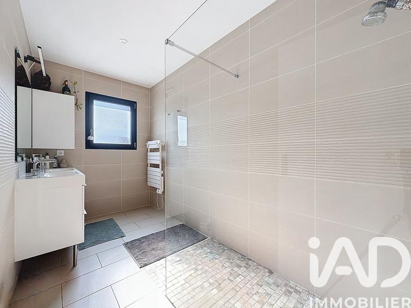 Maison - 106 m² - 4 pièces