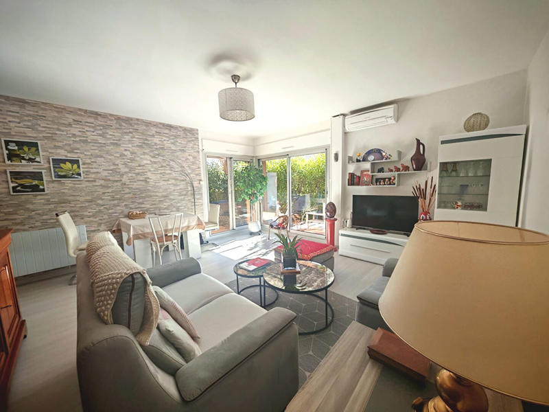 Appartement - 90 m² - 4 pièces