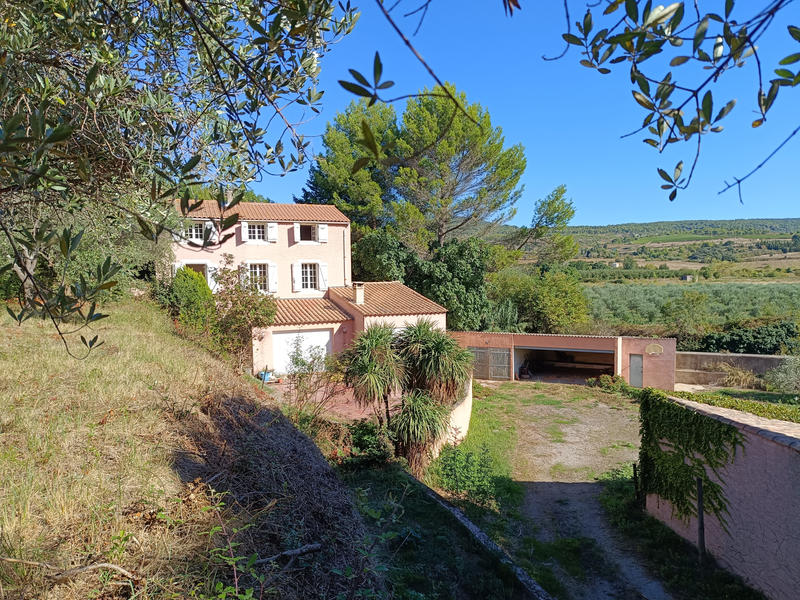 Propriété - 170 m² - 7 pièces