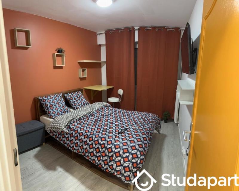 Chambre - 24 m² - 1 pièce